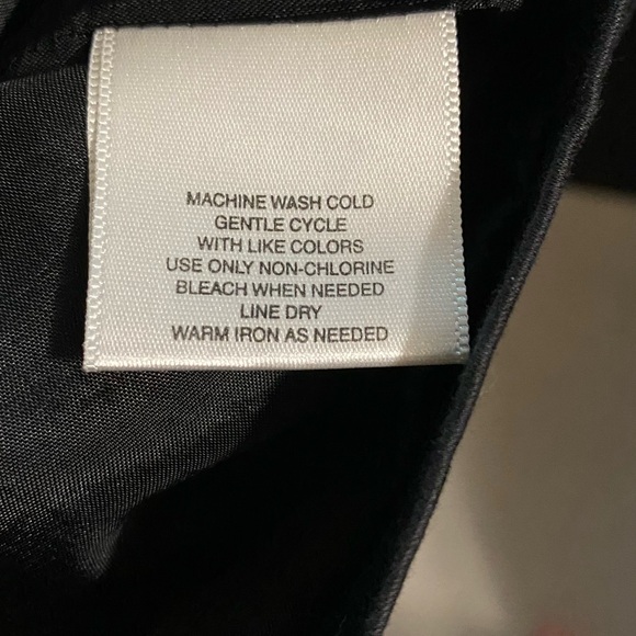 Attention women’s black button up jacket size 16 two button front pockets - Picture 11 of 11